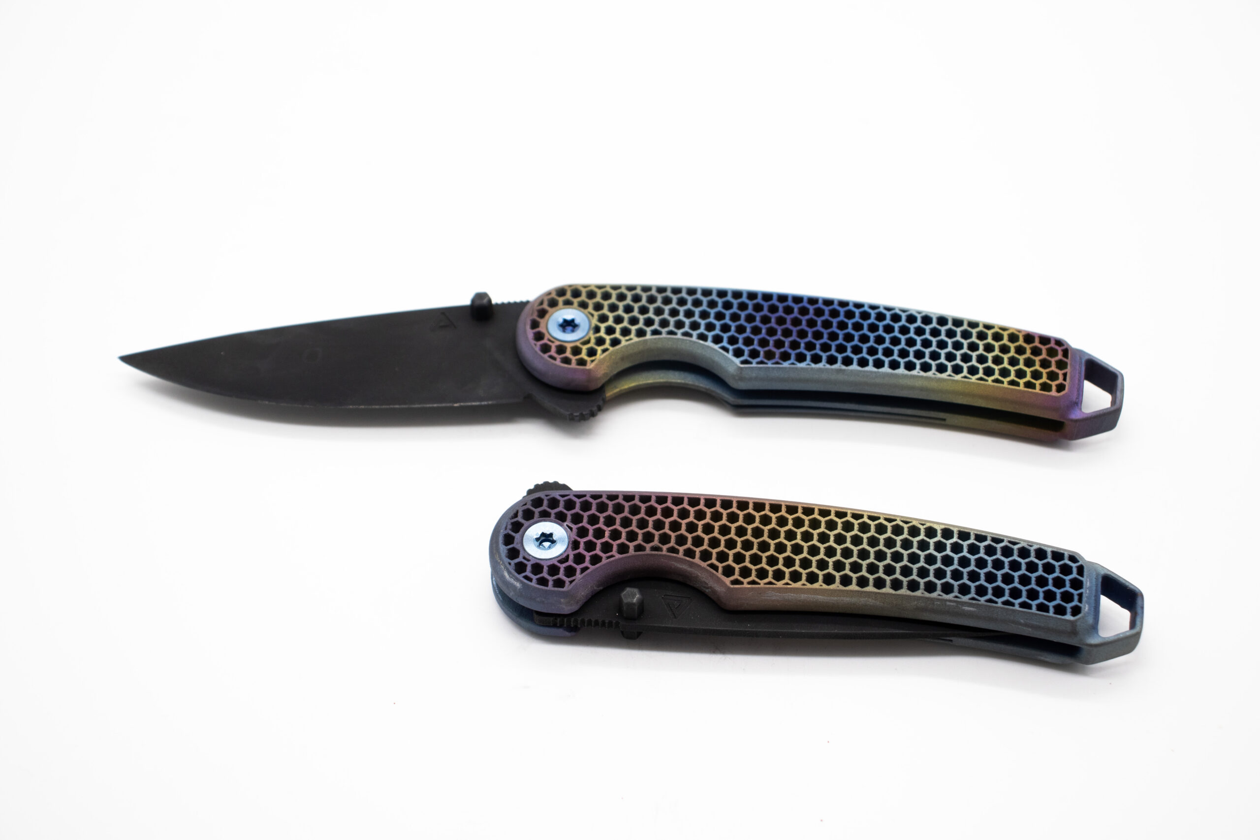 knife anodized 6