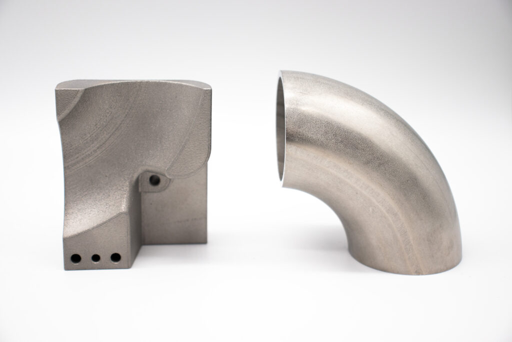 clamping jaw and pipe